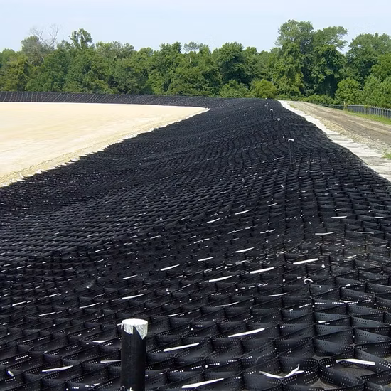 100 мм пластиковая решетка стабилизатора гравия HDPE для защиты почвы от наклона асфальтоукладчика Geocell